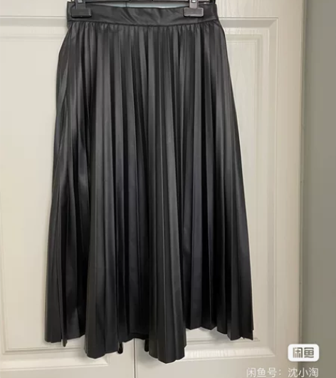 皮裙百褶裙秋冬a字裙墨绿黑色高腰半身裙秋风...