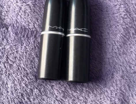 MAC口红 CHILI 和DUBONNET...