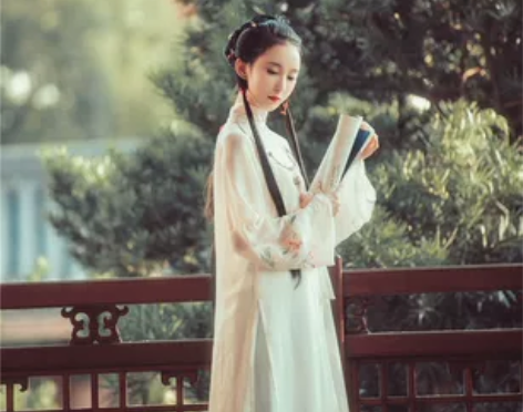 ?兰若庭 汉服 海棠春 立领 绣花 渐变 ...