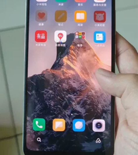 小米8白色，6+64，成色看图，无拆修，无...