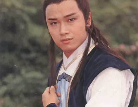 青园地下车库2个月停车位转让，过年回家短租...