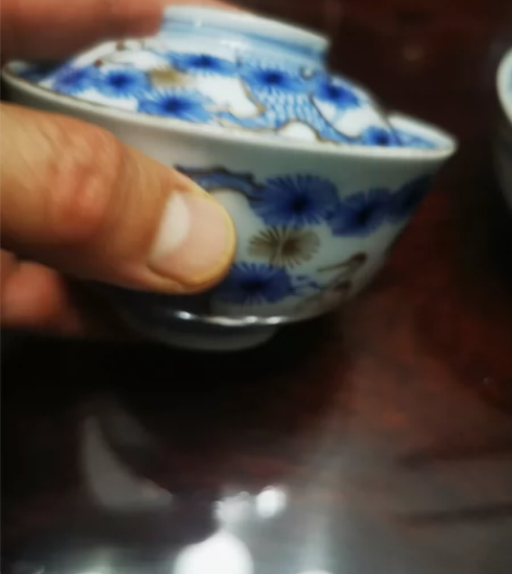 日本回流老青花描金盖碗一个,松鹤延年画片,...