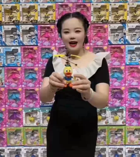 全新感应飞行器12.9元一个 感兴趣的话点...