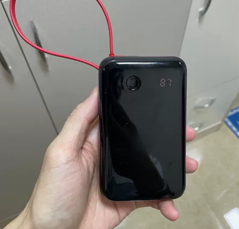 倍思充电宝移动电源 超大容量20000毫安...