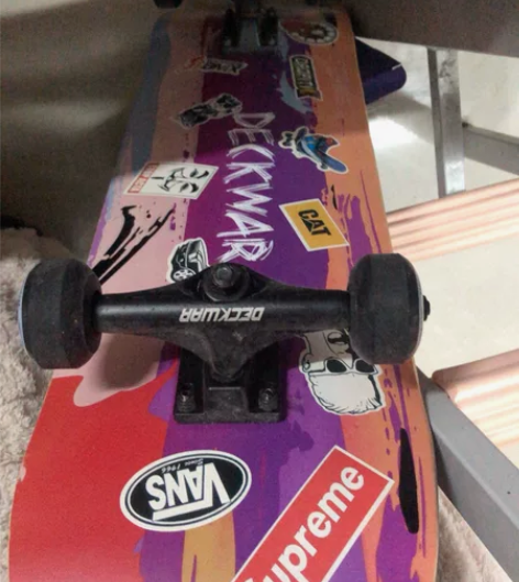 DECKWAR滑板 八九成新 刷街轮/动作...