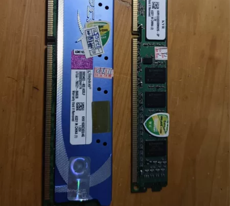 两条内存条电脑上换下来，一条2g，一条4g...