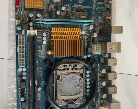 正常使用X58主板搭配i7-920CPU，...