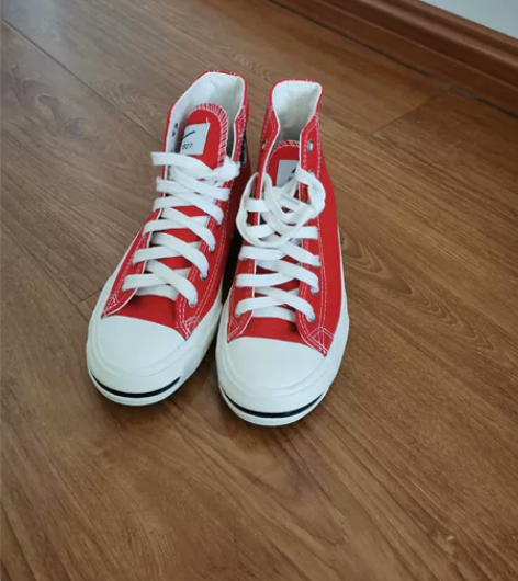 34码红色帆布鞋 仅试穿 不退换