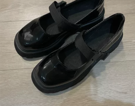 复古玛丽珍鞋女厚底jk制服黑色小皮鞋 好像...