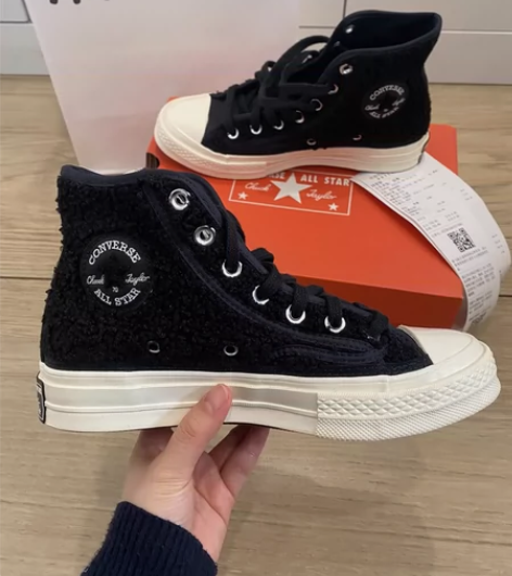 匡威converse 毛毛高帮帆布鞋 奥莱...