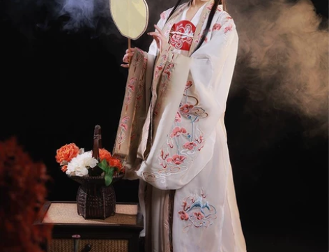 品牌型号 :耀春 汉服名字:褒姒 ...