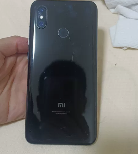 品牌型号 小米8 6+128 新旧程度 8...