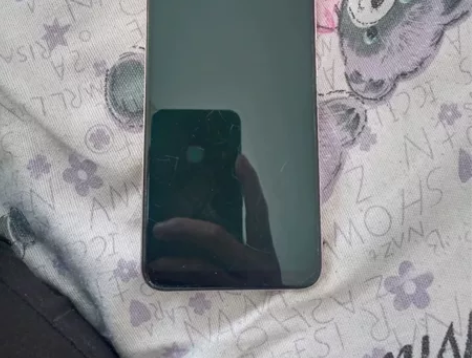 小米8  6+128 反应速度什么的都很快...
