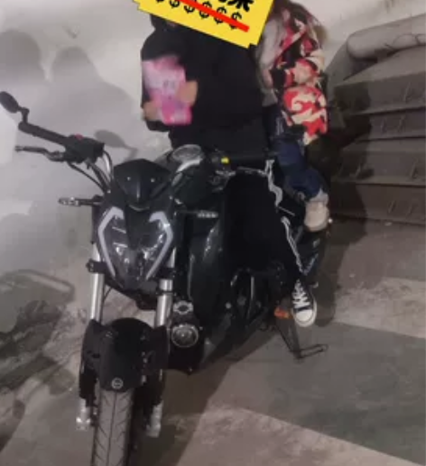 贝纳利小迅龙19年十月，保险明年三月，行驶...