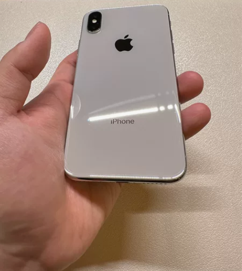 iPhone X 256gb 银色，美版无...