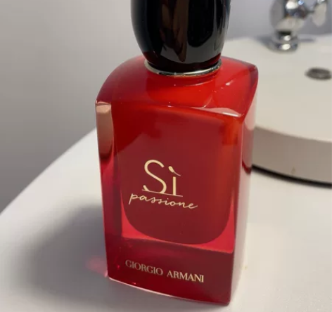 阿玛尼si香水 50ml 仅试香类似的香水...