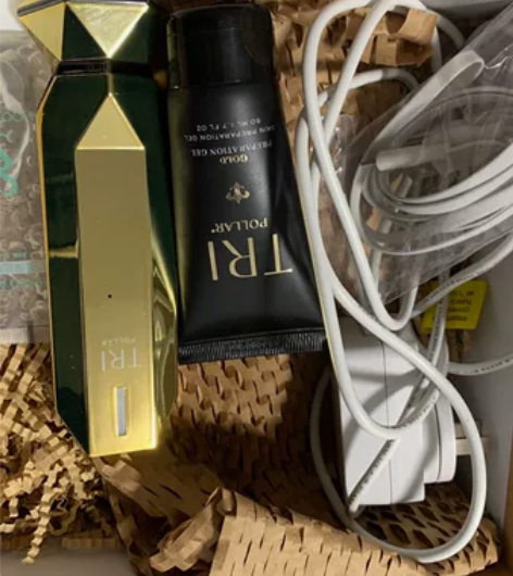 初普金钻美容仪(带专用凝胶另买需要450)...