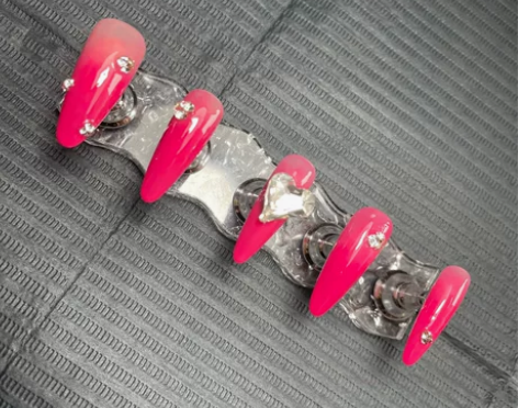 纯手工自制穿戴甲，19.9包邮尺码超全[呲...