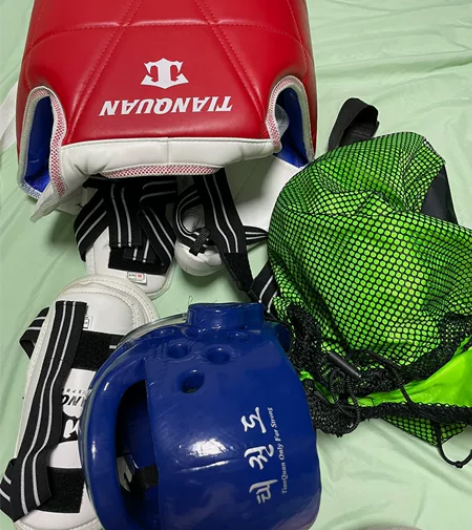 全套跆拳道护具 感兴趣的话点“我想要”和我...