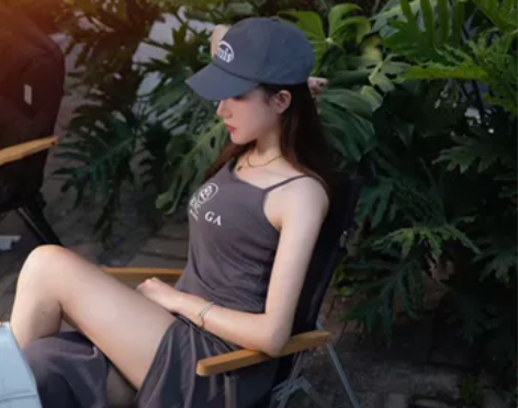 潮牌B家时尚字母高级灰开叉连衣裙女韩版露背...