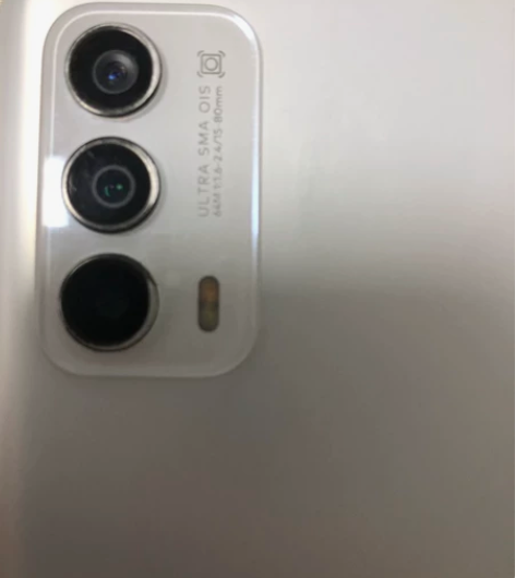 出售魅族18s踏雪，8+256G，保修到1...