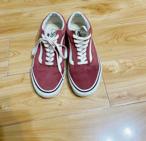 Vans 球鞋38码，半新 感兴趣的话点“...