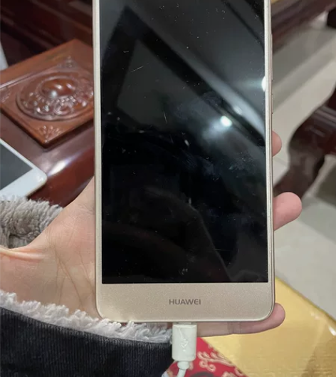 华为畅享7plus 几乎没用过 诚心出 6...