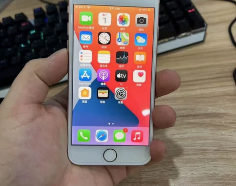 苹果8   64g   电池90   指纹...