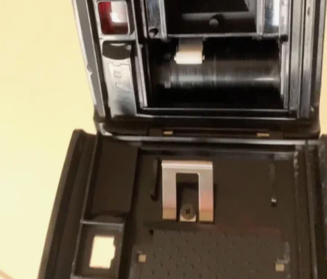 日本宾得胶片傻瓜相机，能通电，原来收藏的，...