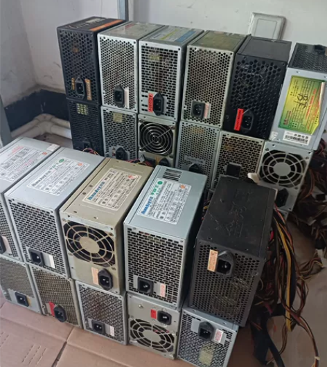 台式报废电源盒，没剪线，没拆过，十块钱一个...