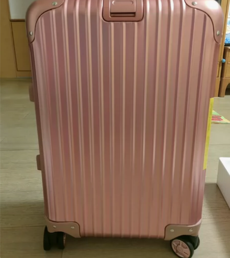 单位发的全新网易严选全铝镁合金行李箱，玫瑰...