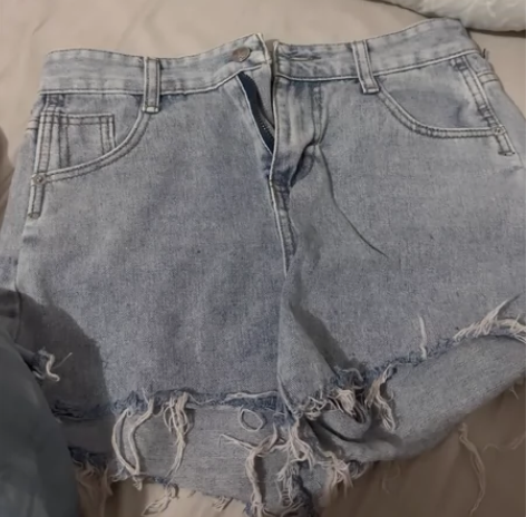 浅蓝色牛仔短裤 M码 160/64 断舍离...