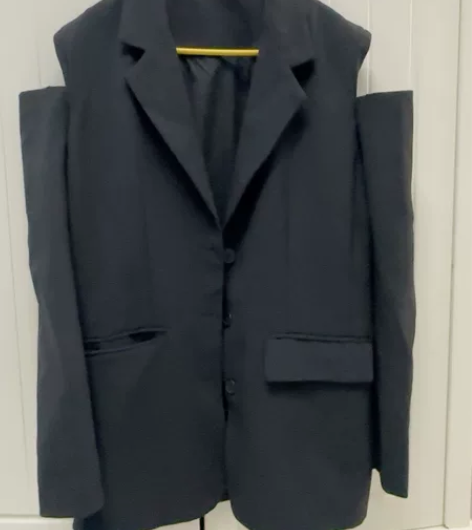 韩国漏肩西服外套特别好看  均码 黑色 晚...