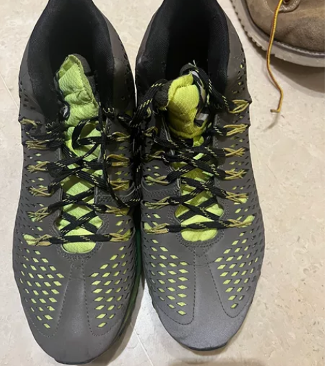 Nike耐克夜光跑步鞋 男鞋，41码