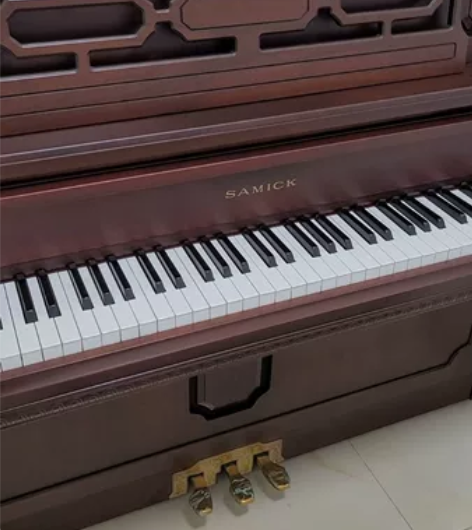 低价处理4千，这钢琴无论音色还是外观，质量...