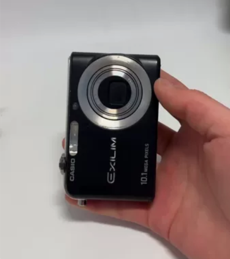 卡西欧Z1000黑色    很高级 100...