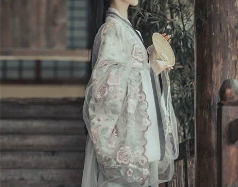 月上梢原创汉服女魏晋交领襦裙 -紫烟 上襦...