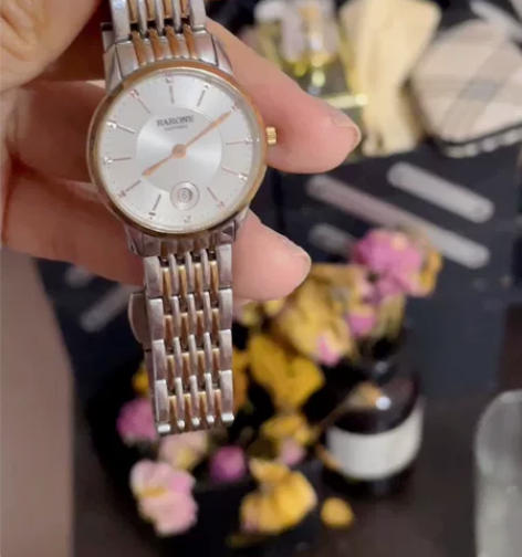 自用雷诺Rarone女士手表，带日历，上海...