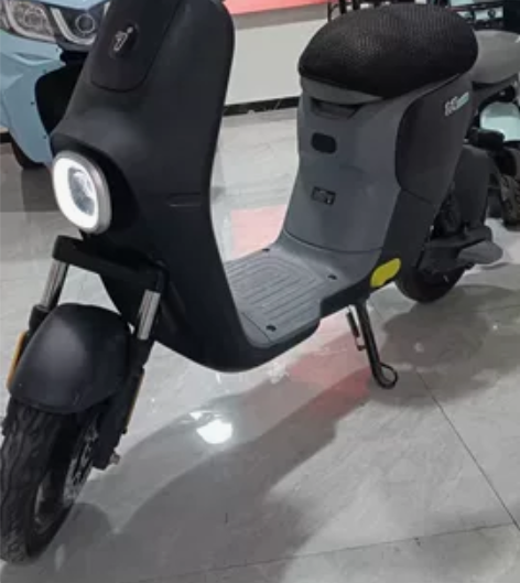 九号B30C，九号店内试驾车，保护的特别好...