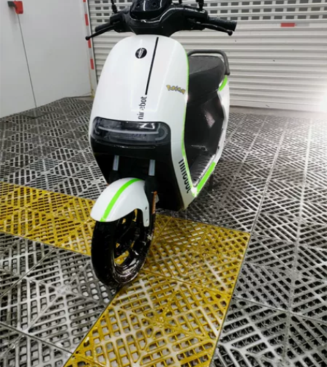九号e100.双电，6月份卖的全车，少一个...
