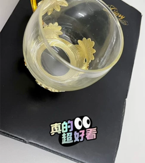 金典琉璃珐琅鲜花杯,独特风格设计。雍容华贵...