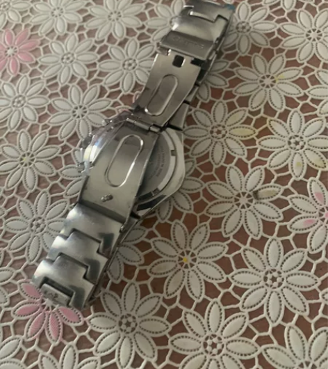 低价转让一块精工seiko手表，坏了，有需...