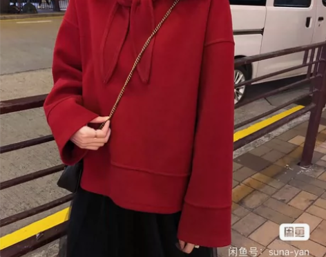 GGhouse郭郭定制 可爱耳朵领红色卫衣...