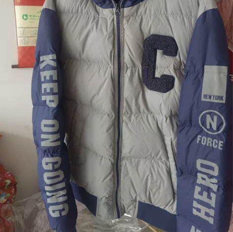 男士鸭绒羽绒服一件（略薄，保暖性不影响），...