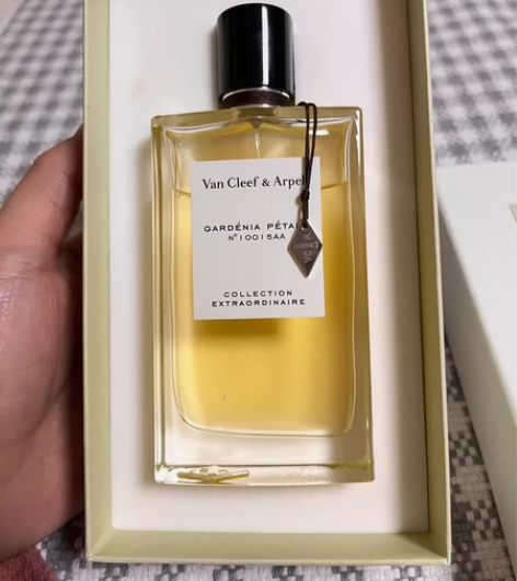 梵克雅宝香水 栀子花瓣 75ml 朋友相送...