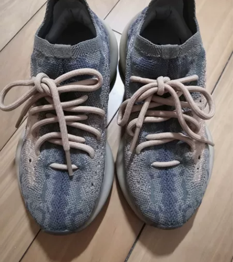 女士椰子鞋运动鞋37码，买小了，建议35....