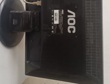 AOC19寸电脑显示器，功能正常，送电源线...