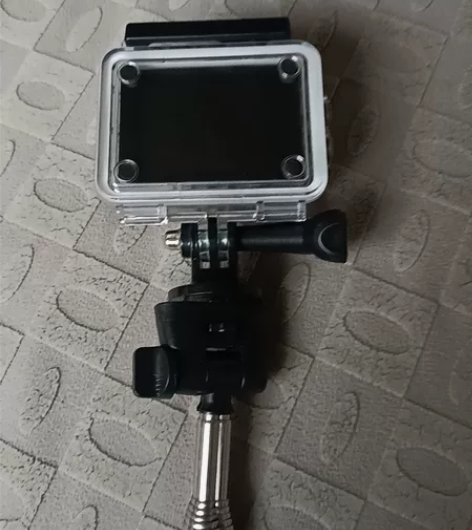 二手运动相机，只有电池，充电器不在，其他配...