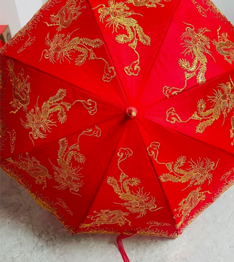 婚伞新娘伞，就用了一小会儿，完好无损，现闲...
