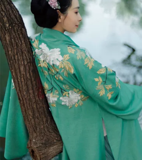 清辉阁复刻版花无眠披风 穿一已洗干净几乎全...